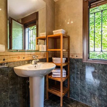 Casa Pedregal Villa